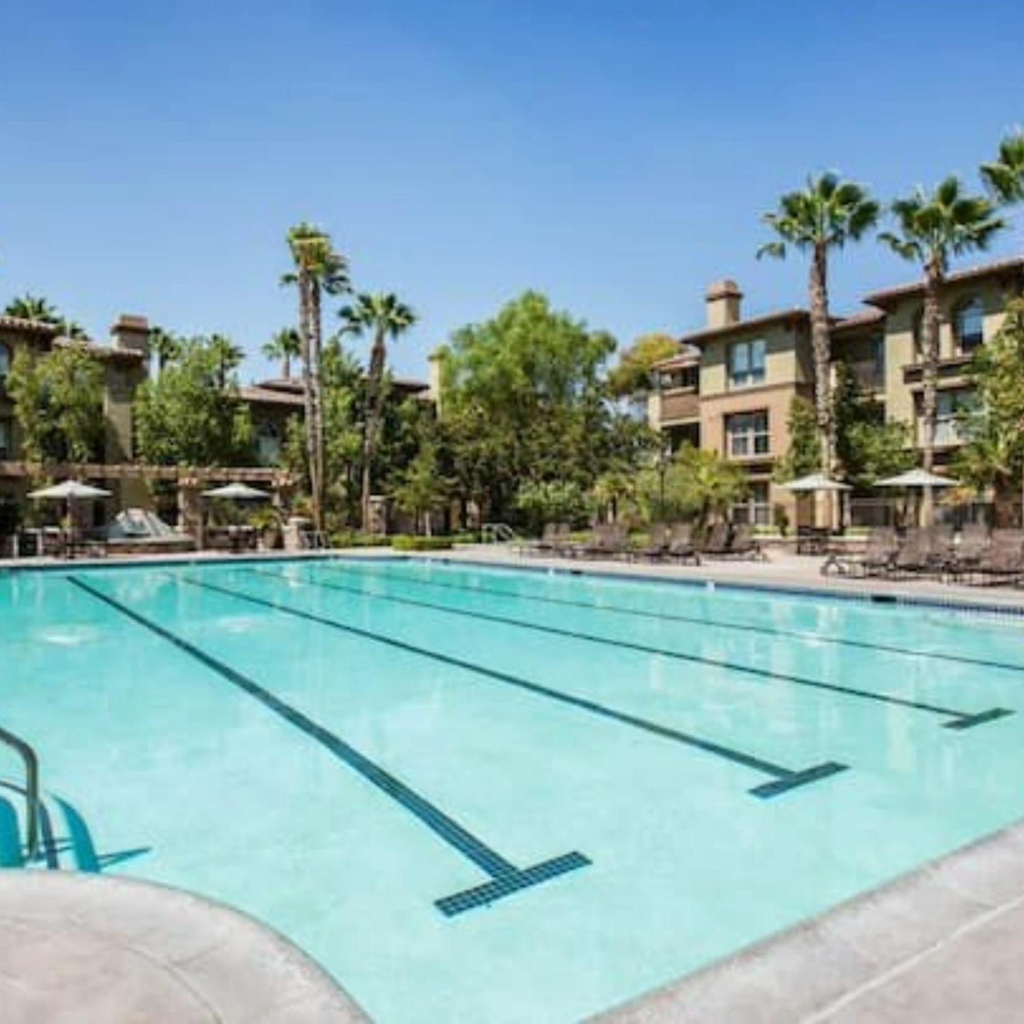 Canyon Country Cozy Apartment, Pool And Jacuzzi Apartment Santa Clarita